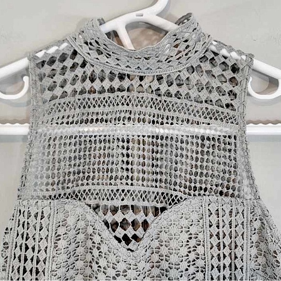 ASOS Missguided Lace Tiered Dress Sz. 8 NWOT - Picture 4 of 11